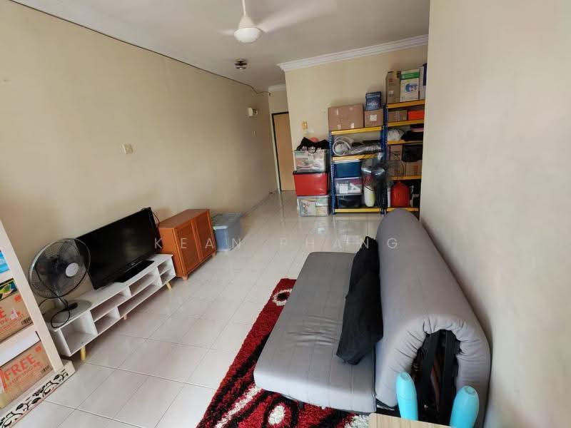 Apartment for Rent at Vista Pinggiran Apartment - Kean Phang - Living Room - PropertyGuru.com.my