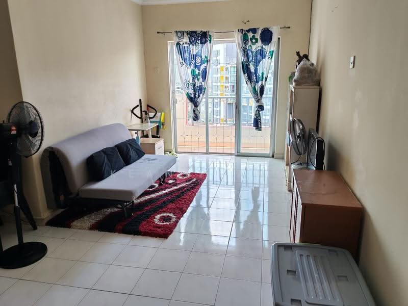 Apartment for Rent at Vista Pinggiran Apartment - Kean Phang - Living Room - PropertyGuru.com.my