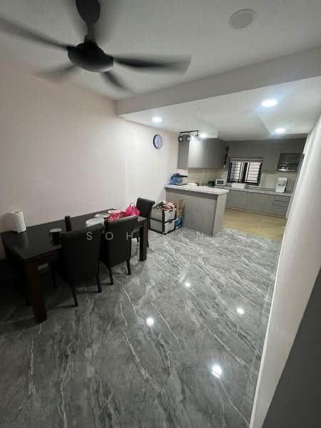 Rumah Teres 2-Tingkat untuk Dijual di Usj 9 (Subang Jaya) - Soh Ping - Dining Room - PropertyGuru.com.my