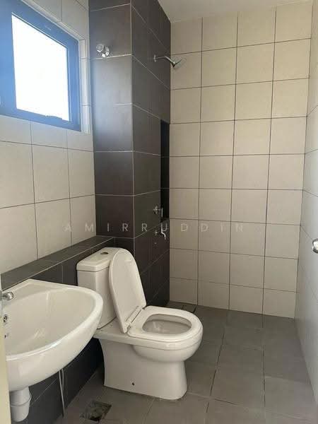 Rumah Teres 2-Tingkat untuk Dijual di Sepang (Selangor) - Amirruddin . - Bathroom - PropertyGuru.com.my
