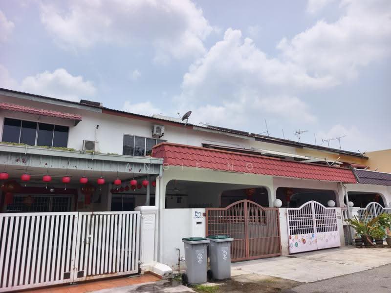 Rumah Teres 2-Tingkat untuk Dijual di Taman Datuk Thamby Chik Karim (Batu Berendam) - Angie Ng - Exterior - PropertyGuru.com.my