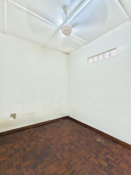 Rumah Teres 2-Tingkat untuk Dijual di Taman Datuk Thamby Chik Karim (Batu Berendam) - Angie Ng - Interior - PropertyGuru.com.my