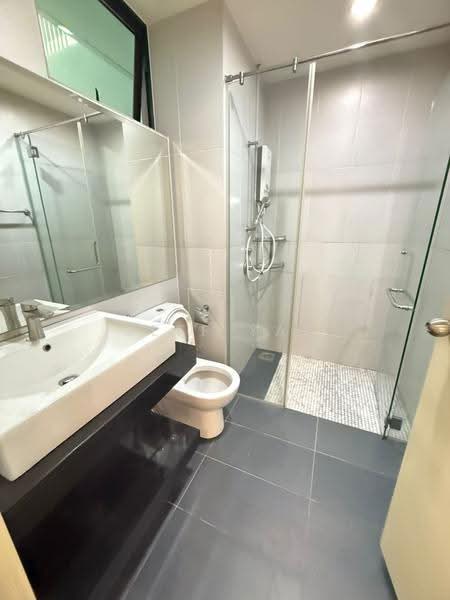 Apartment for Sale at Impiana - Jeff Yap - Bathroom - PropertyGuru.com.my