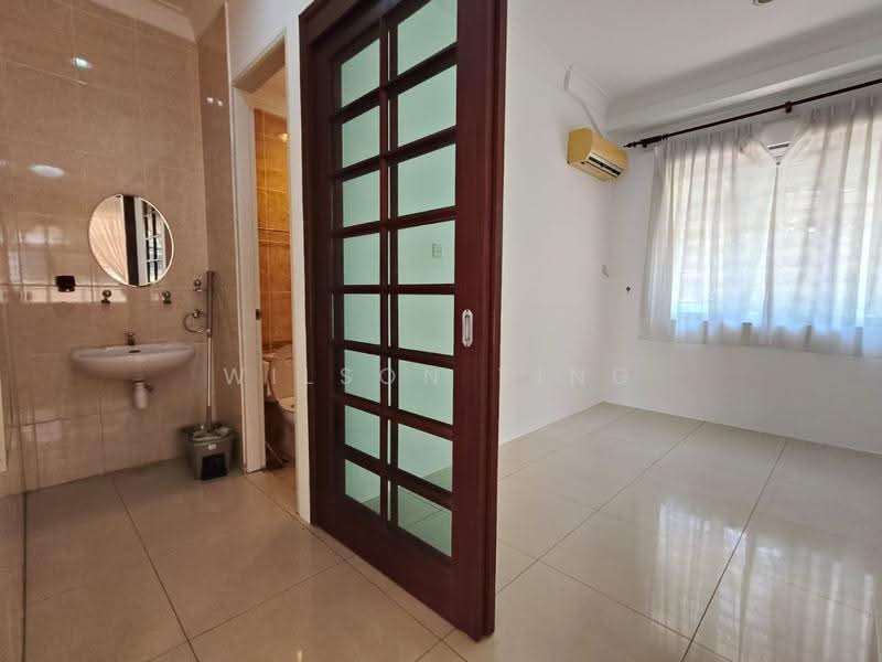 Semi-Detached House for Sale in Batu Lintang (Kuching) - Wilson Ting - Bathroom - PropertyGuru.com.my