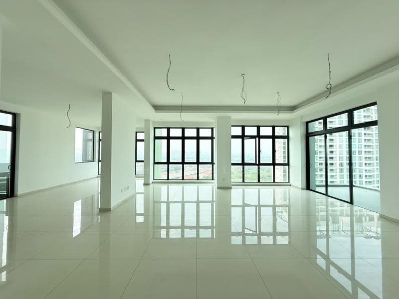 Pangsapuri untuk Dijual di Molek Pine 4 - Zhiyi Lee - Living - PropertyGuru.com.my
