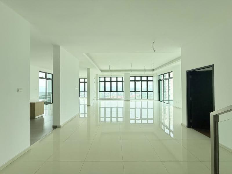 Pangsapuri untuk Dijual di Molek Pine 4 - Zhiyi Lee - Living - PropertyGuru.com.my