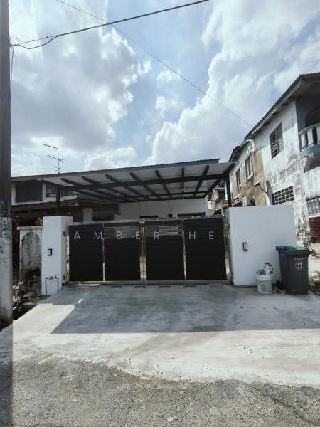 Rumah Teres 2-Tingkat untuk Dijual di plentong baru (Plentong) - Amber Hew - PropertyGuru.com.my