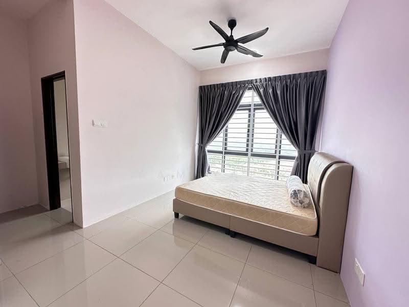 Service Residence for Rent at 8Scape Residence @ Sutera - Sam Yap - Bedroom - PropertyGuru.com.my