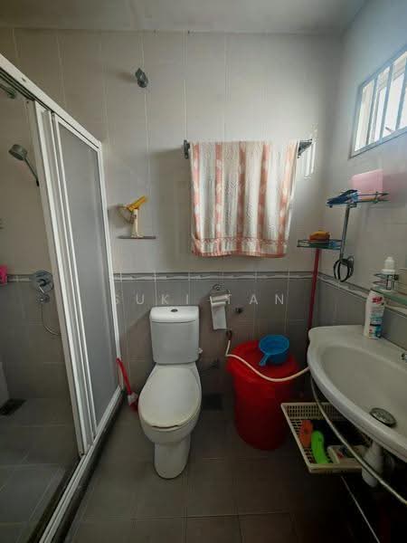 Rumah Teres 2-Tingkat untuk Dijual di Taman Megah Kepong (Kepong) - Suki Tan - Bathroom - PropertyGuru.com.my