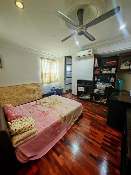 Rumah Teres 2-Tingkat untuk Dijual di Taman Megah Kepong (Kepong) - Suki Tan - Bedroom - PropertyGuru.com.my