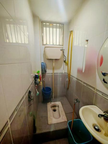 Rumah Teres 2-Tingkat untuk Dijual di Taman Megah Kepong (Kepong) - Suki Tan - Bathroom - PropertyGuru.com.my