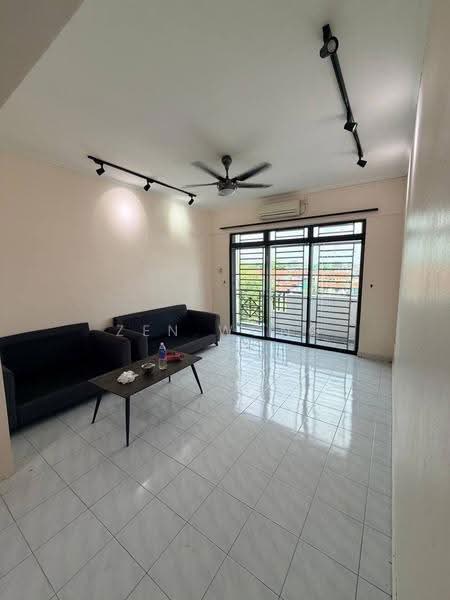 Kondominium untuk Dijual di Skudai Villa - Zen Wong - Living Room - PropertyGuru.com.my