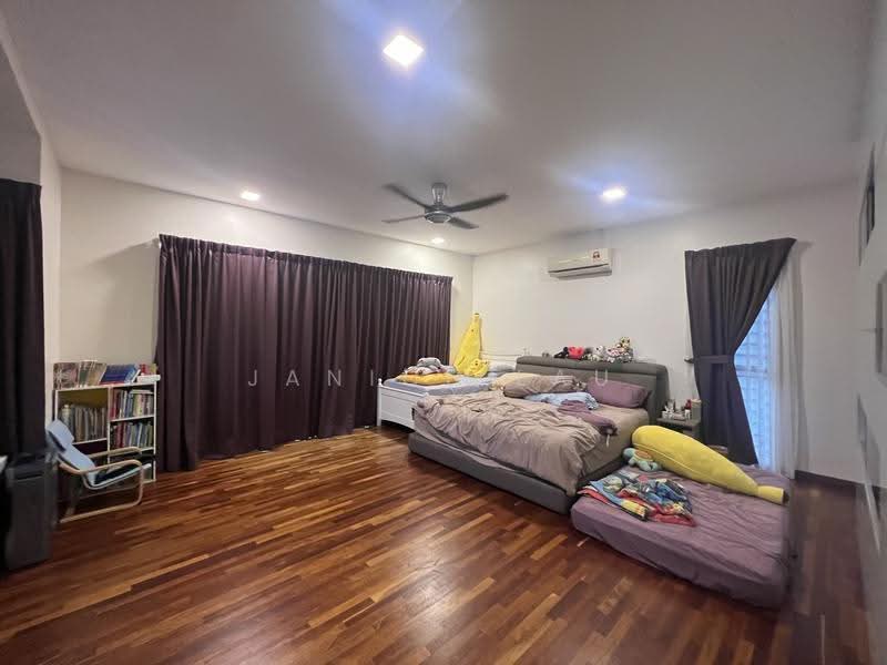 Semi-Detached House for Sale in Jade Hills (Kajang) - Janice Lau - Bedroom - PropertyGuru.com.my