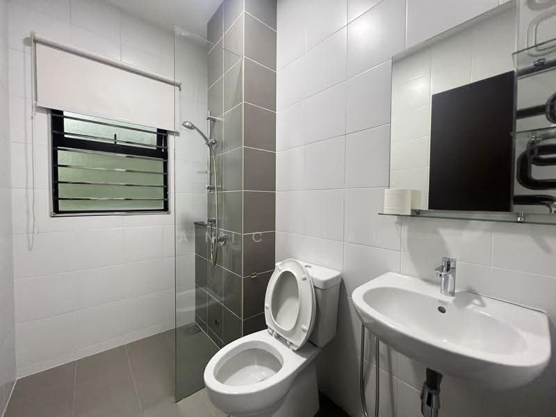 Semi-Detached House for Sale in Jade Hills (Kajang) - Janice Lau - Bathroom - PropertyGuru.com.my