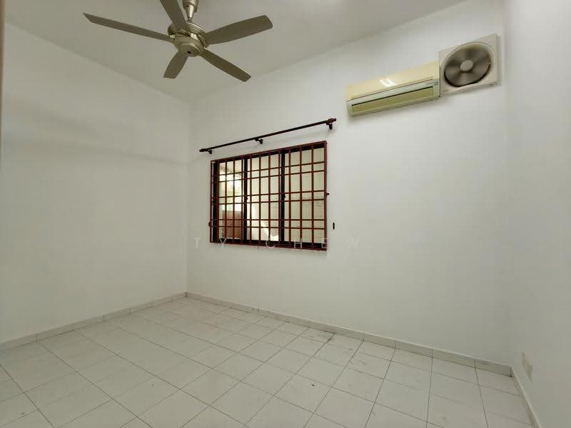 2-storey Terraced House for Sale in Bandar Bukit Tinggi 2 (Klang) - TY Chew - Interior - PropertyGuru.com.my