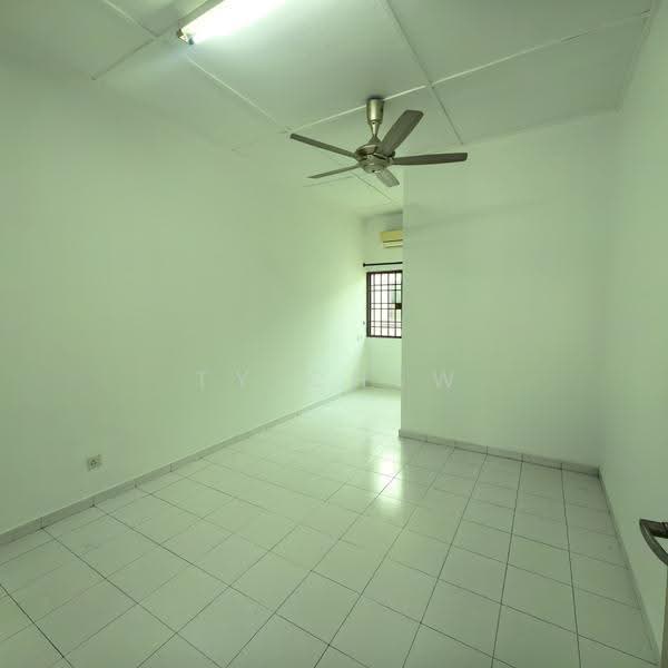 2-storey Terraced House for Sale in Bandar Bukit Tinggi 2 (Klang) - TY Chew - Interior - PropertyGuru.com.my