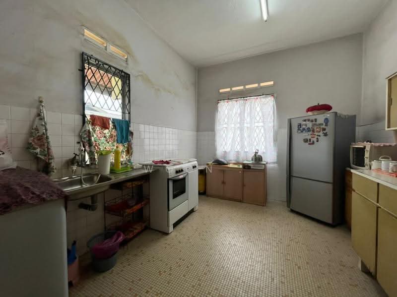 Semi-Detached House for Sale in Klebang (Melaka) - Woon . - Kitchen - PropertyGuru.com.my