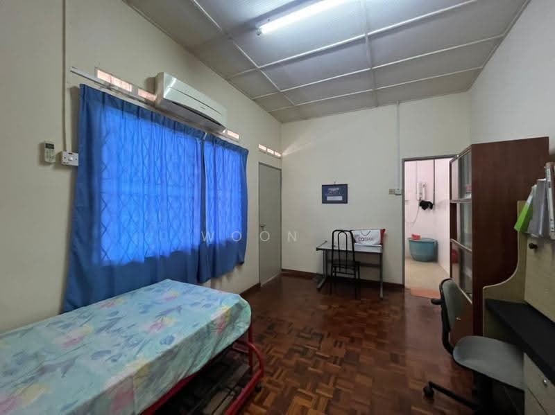 Semi-Detached House for Sale in Klebang (Melaka) - Woon . - Bedroom - PropertyGuru.com.my