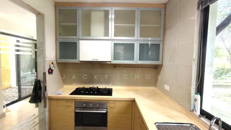 Rumah Teres 2-Tingkat untuk Disewa di Leisure Farm (Gelang Patah) - Jacky Chua - Kitchen - PropertyGuru.com.my