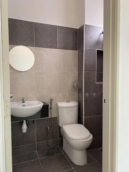 2-storey Terraced House for Rent in Austin (Johor Bahru) - Suimei Lee - Bathroom - PropertyGuru.com.my