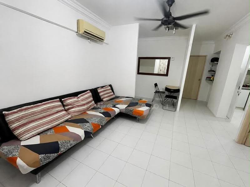 Pangsapuri untuk Dijual di Sri Ivori Apartment - Simon Ooi - Living Room - PropertyGuru.com.my