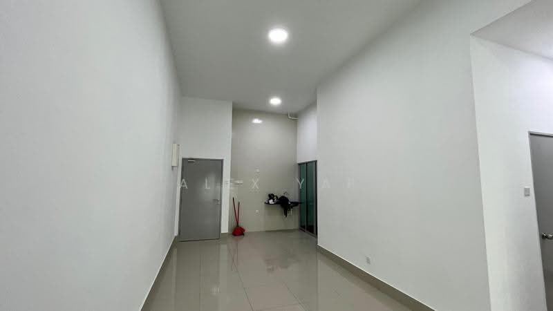 Service Residence for Sale at Serviced Residence @ Razak City Residences (RC Residences) - Alex Yap - Corridor - PropertyGuru.com.my