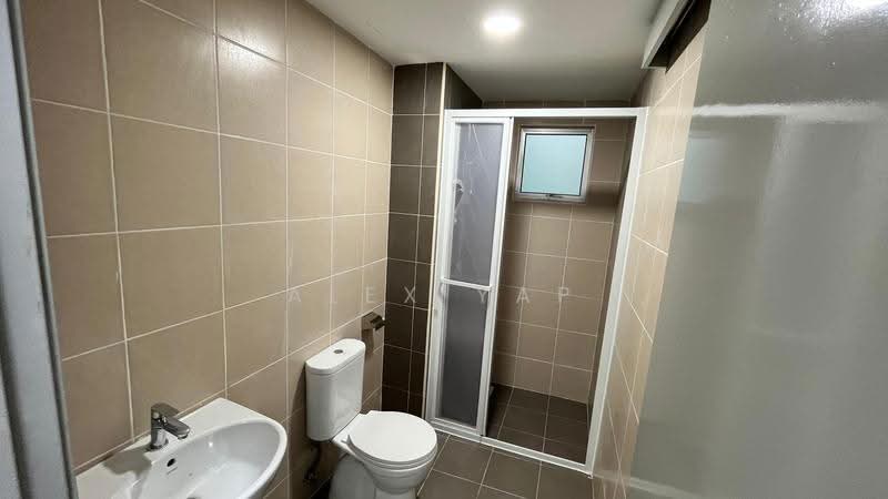 Service Residence for Sale at Serviced Residence @ Razak City Residences (RC Residences) - Alex Yap - Bathroom - PropertyGuru.com.my
