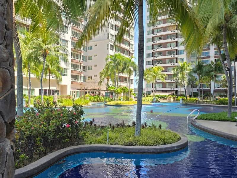 Kondominium untuk Dijual di East Lake Residence - Jackie Ng - Pool - PropertyGuru.com.my
