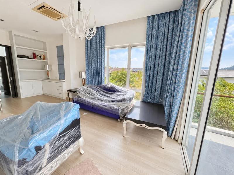 Rumah Berkembar untuk Dijual di Bukit Suria (Cheras) - Shanny Tan - Living Room - PropertyGuru.com.my
