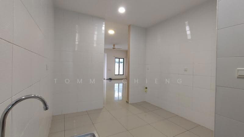 2-storey Terraced House for Sale in Eco Majestic (Semenyih) - TOMMY CHIENG - Kitchen - PropertyGuru.com.my