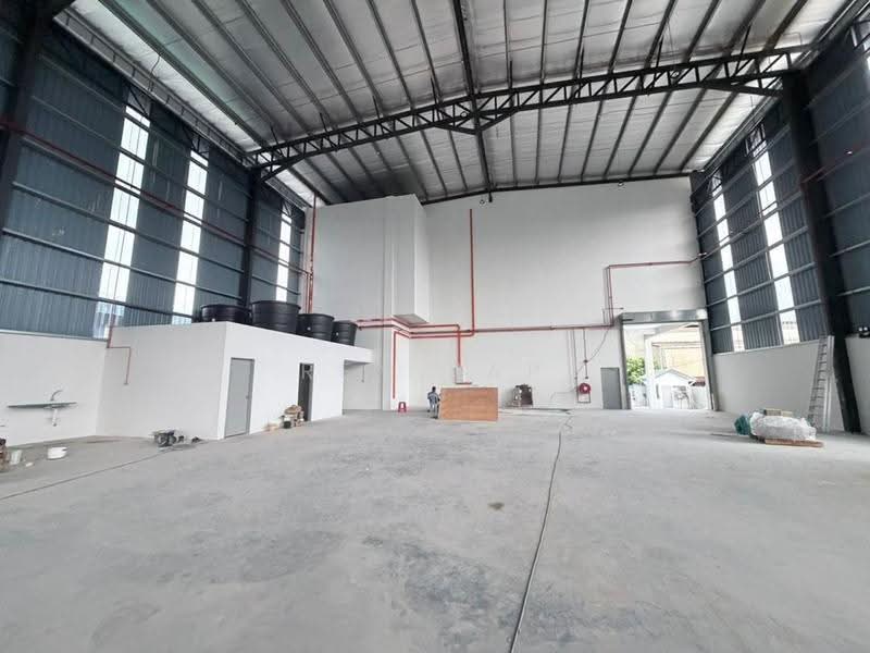 Factory for Rent in Kampung Baru Subang (Sungai Buloh) - Rey Yap - Interior - PropertyGuru.com.my
