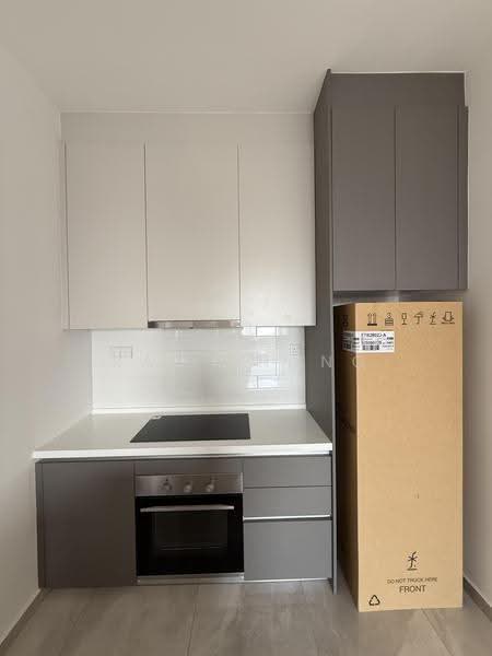 Service Residence for Sale at Kensho Residence - Ray Chong - Kitchen - PropertyGuru.com.my