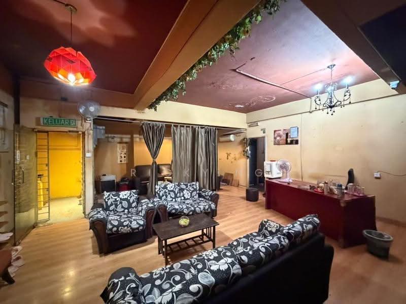 Shop for Sale in Taman Maluri (Cheras) - Ricky Ng - Living Room - PropertyGuru.com.my