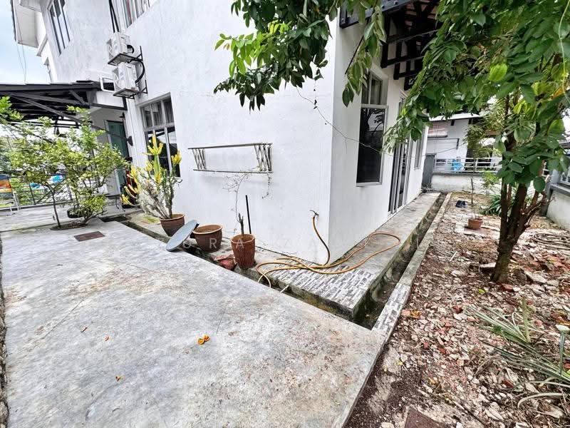 Rumah Berkembar untuk Dijual di Saujana Villa (Kajang) - Adzura Zamedin - PropertyGuru.com.my