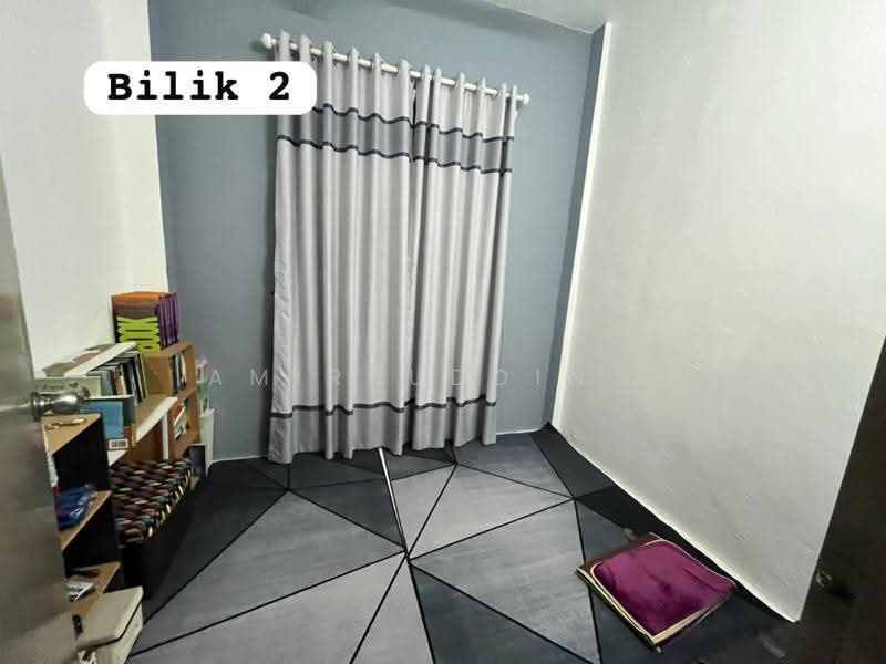 Apartment for Sale at Pangsapuri Putra Indah - Amirruddin . - Bedroom - PropertyGuru.com.my