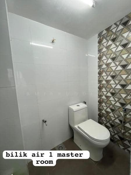 Apartment for Sale at Pangsapuri Putra Indah - Amirruddin . - Bathroom - PropertyGuru.com.my