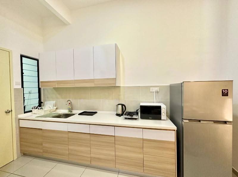 Kediaman Servis untuk Dijual di Arte Star - Aaron Soh - Kitchen - PropertyGuru.com.my