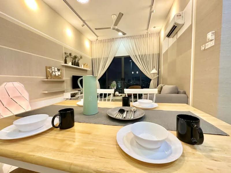 Kediaman Servis untuk Dijual di Arte Star - Aaron Soh - Dining Room - PropertyGuru.com.my