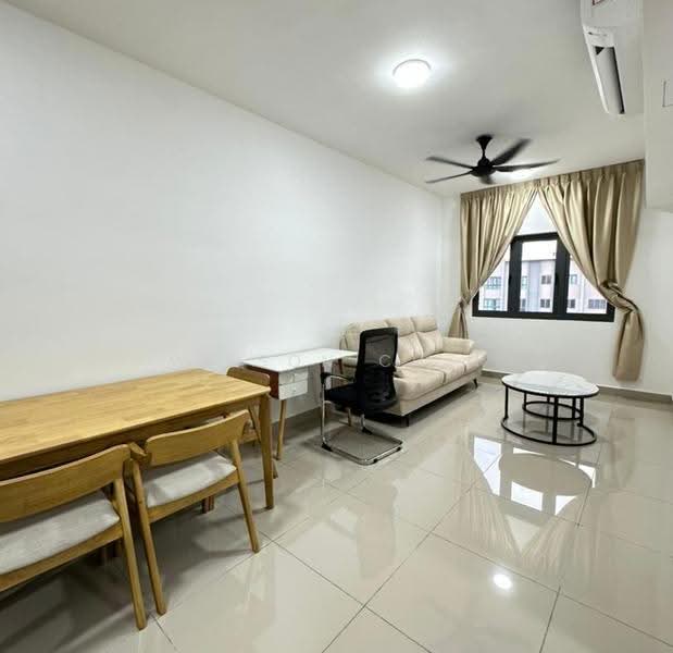 Kediaman Servis untuk Disewa di M Arisa - Wilson Chin - Living Room - PropertyGuru.com.my