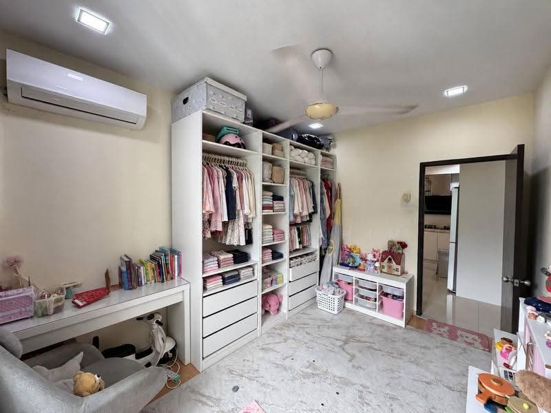 Kediaman Servis untuk Dijual di Amara - Azli Ibrahim - Bedroom - PropertyGuru.com.my