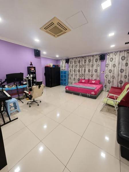 Rumah Teres 3-Tingkat untuk Dijual di Kipark Sri Utara (Batu) - Suki Tan - Bedroom - PropertyGuru.com.my