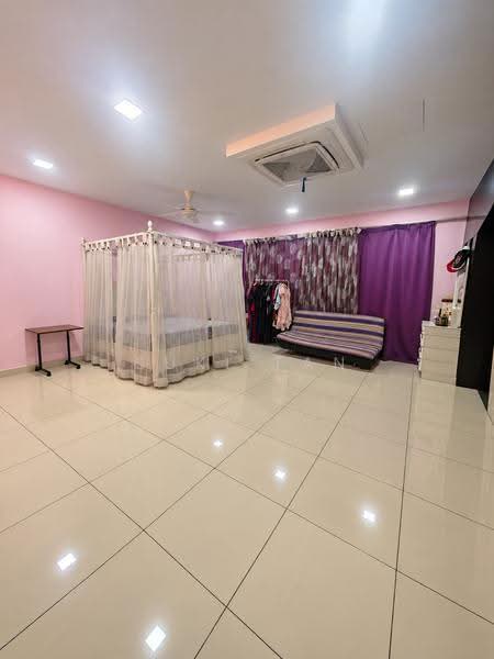 Rumah Teres 3-Tingkat untuk Dijual di Kipark Sri Utara (Batu) - Suki Tan - Bedroom - PropertyGuru.com.my