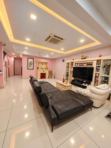 Rumah Teres 3-Tingkat untuk Dijual di Kipark Sri Utara (Batu) - Suki Tan - Living Room - PropertyGuru.com.my