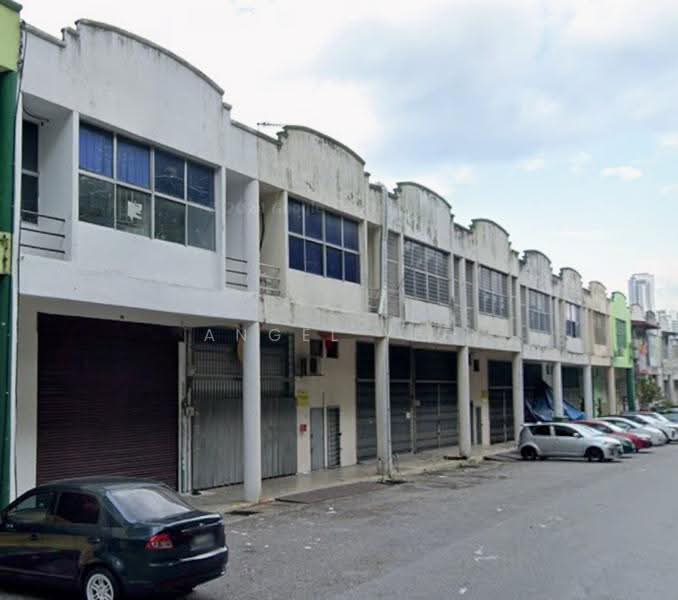 Factory for Sale in Taman Perindustrian Bukit Serdang (Seri Kembangan) - Angel Yee - Exterior - PropertyGuru.com.my