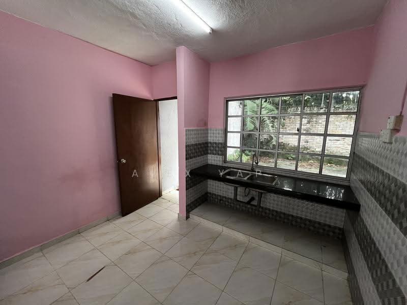 Rumah Teres 2-Tingkat untuk Dijual di Taman Melawati (Ulu Kelang) - Alex Yap - Kitchen - PropertyGuru.com.my