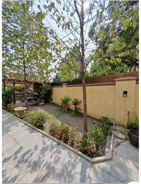 Rumah Berkembar untuk Disewa di Taman Maluri (Cheras) - Herman Chia - Garden - PropertyGuru.com.my