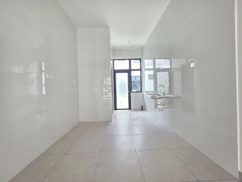 Rumah Teres 2-Tingkat untuk Dijual di Taman Mount Austin (Tebrau) - YY Tey - Interior - PropertyGuru.com.my