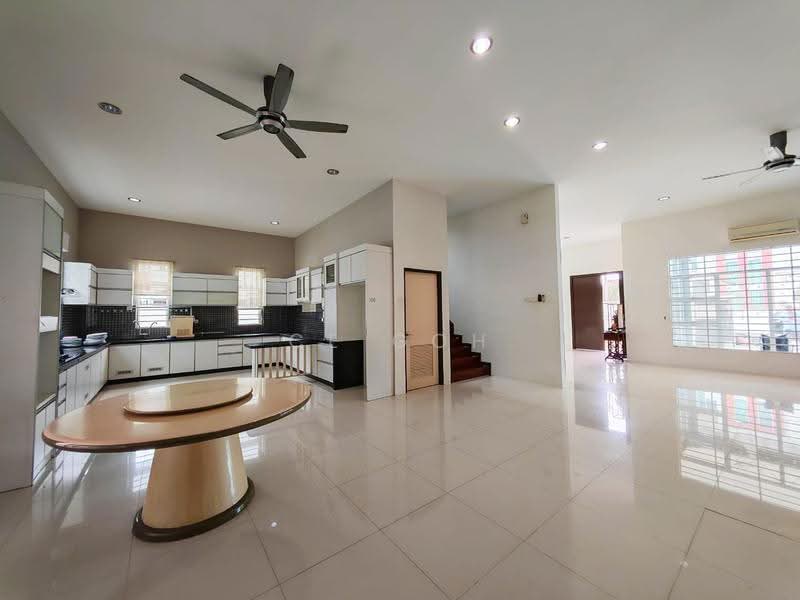 Bungalow House untuk Dijual di Mergong (Alor Setar) - CE Goh - Dining Room & Dry Kitchen - PropertyGuru.com.my