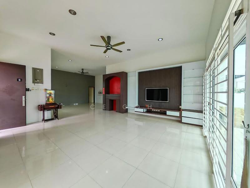 Bungalow House untuk Dijual di Mergong (Alor Setar) - CE Goh - Living Room - PropertyGuru.com.my