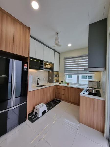Rumah Berkembar untuk Dijual di Eco Forest (Semenyih) - Adzura Zamedin - Kitchen - PropertyGuru.com.my
